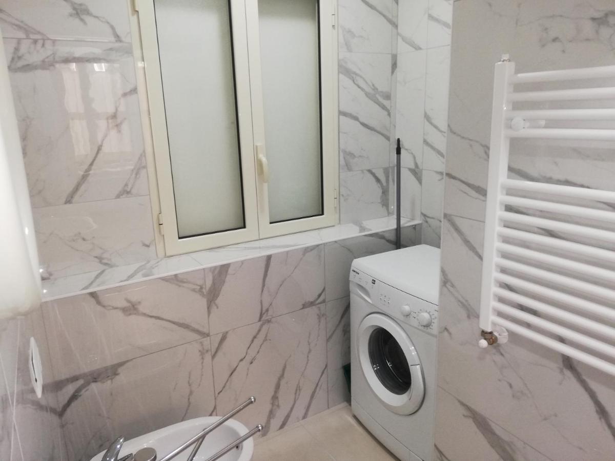 A Napoli Apartment Luaran gambar