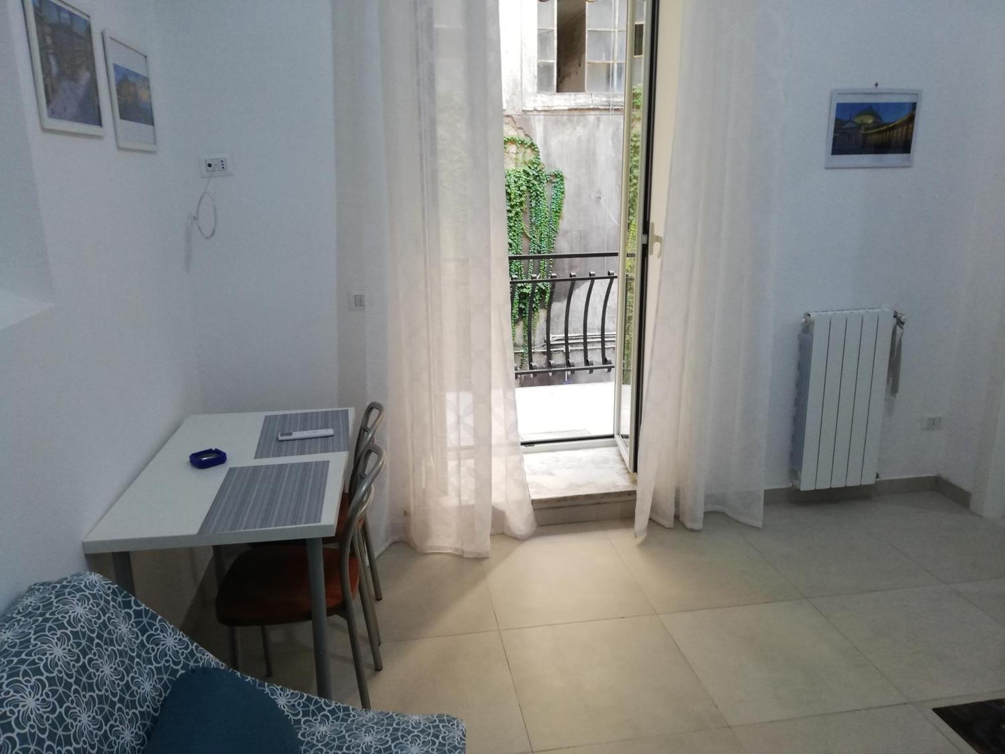 A Napoli Apartment Luaran gambar